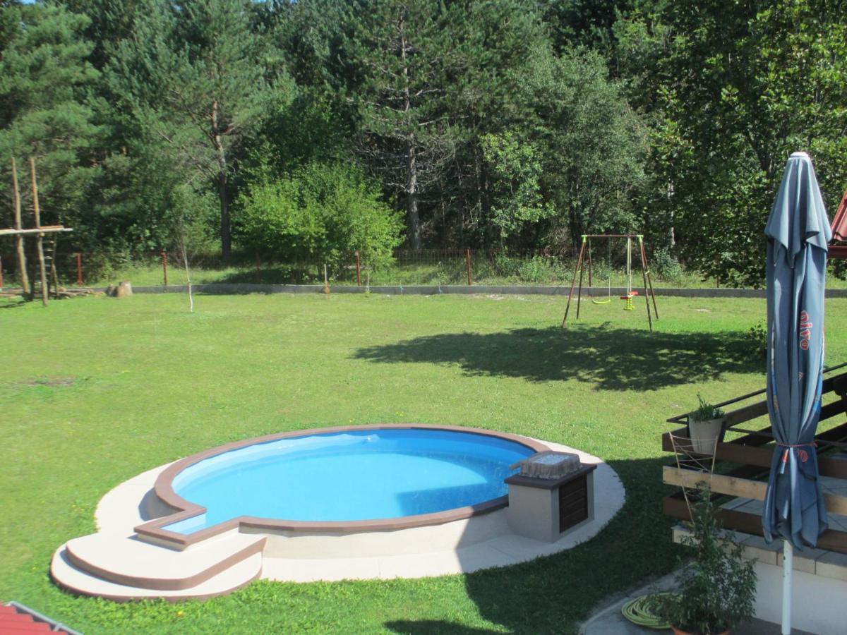 Apartments Family Trauber Korenica Exterior photo